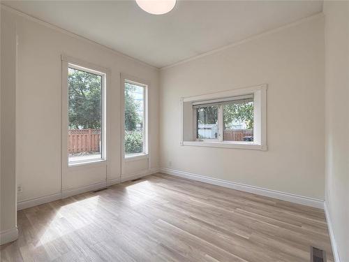 534 20Th Street, Brandon, MB - Indoor Photo Showing Other Room