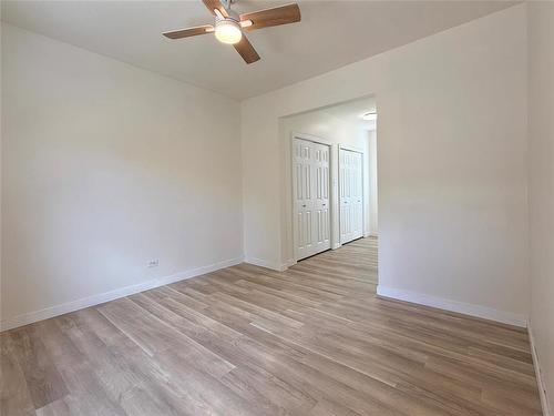 534 20Th Street, Brandon, MB - Indoor Photo Showing Other Room