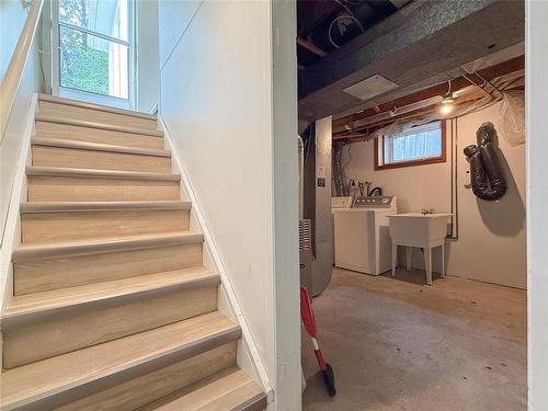 Separate Entrance to Mother-in-law Suite - 534 20Th Street, Brandon, MB - Indoor Photo Showing Other Room