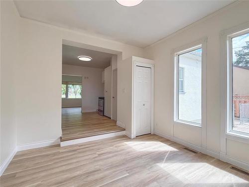534 20Th Street, Brandon, MB - Indoor Photo Showing Other Room