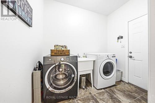 32 Dulgaren Street, Hamilton, ON - Indoor Photo Showing Laundry Room