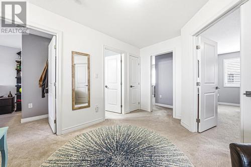 32 Dulgaren Street, Hamilton, ON - Indoor Photo Showing Other Room