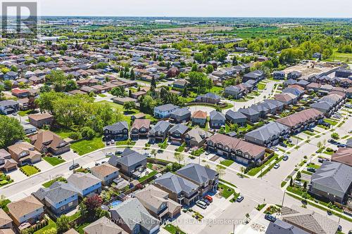 32 Dulgaren Street, Hamilton, ON - Outdoor With View