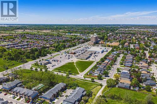 32 Dulgaren Street, Hamilton, ON - Outdoor With View