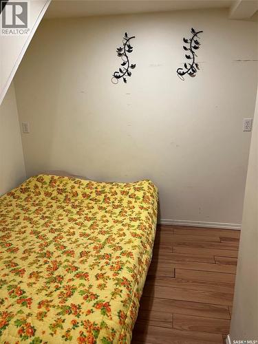 726 M Avenue S, Saskatoon, SK - Indoor Photo Showing Bedroom