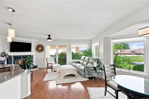 6343 Icarus Dr, Nanaimo, BC 