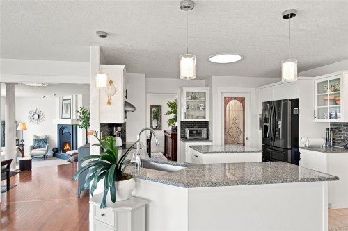 6343 Icarus Dr, Nanaimo, BC 