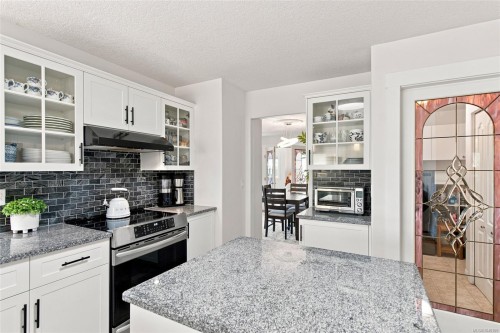 6343 Icarus Dr, Nanaimo, BC 