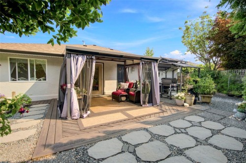 6343 Icarus Dr, Nanaimo, BC 