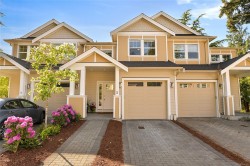 #2-4487 WILKINSON Rd Saanich, BC V8Z 5C2