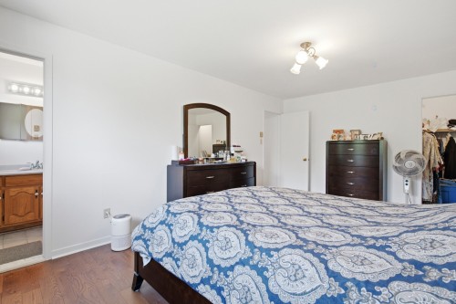Chambre à coucher principale - 11 Rue Hans-Selye, Kirkland, QC - Indoor Photo Showing Bedroom
