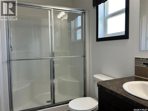 7 2004 Alice Road, Estevan, SK - Indoor Photo Showing Bathroom