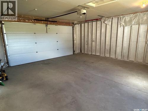 7 2004 Alice Road, Estevan, SK - Indoor Photo Showing Garage