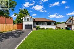 182 AVALON Place  Kitchener, ON N2M 4N8