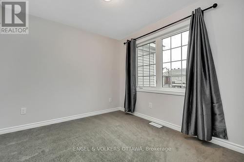135 Lanceleaf Way, Ottawa, ON - Indoor Photo Showing Other Room