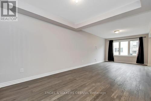 135 Lanceleaf Way, Ottawa, ON - Indoor Photo Showing Other Room