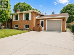 2997 REGIS AVENUE Unit# LOWER Windsor, ON N0R 1V7