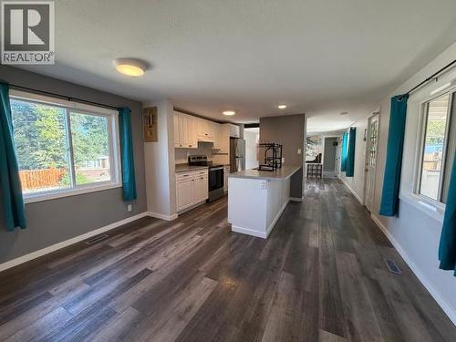 60-986 Range Road, Whitehorse, YT - Indoor Photo Showing Other Room