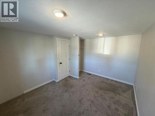 60-986 Range Road, Whitehorse, YT - Indoor Photo Showing Other Room