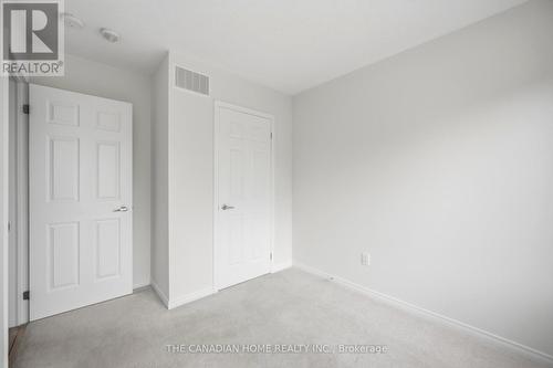 99 Danzatore Path, Oshawa, ON - Indoor Photo Showing Other Room