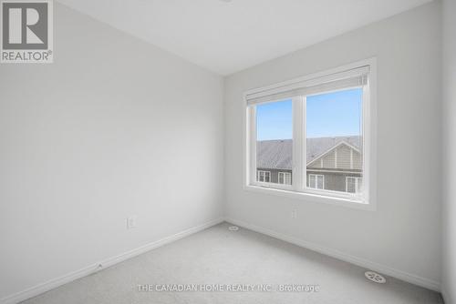 99 Danzatore Path, Oshawa, ON - Indoor Photo Showing Other Room