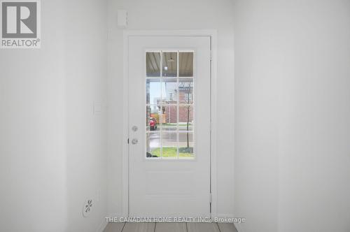 99 Danzatore Path, Oshawa, ON - Indoor Photo Showing Other Room