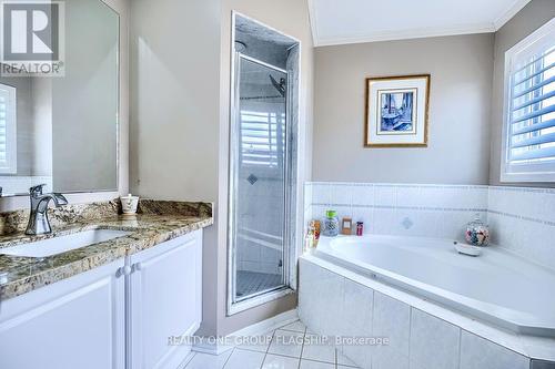 5846 Tenth Line W, Mississauga, ON - Indoor Photo Showing Bathroom