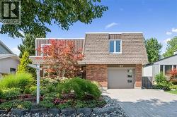 88 MANOR Drive  Kitchener, ON N2A 2V1