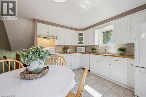 88 Manor Drive, Kitchener, ON - Indoor