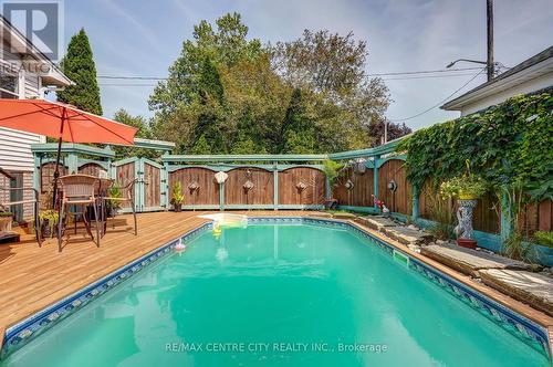 37 Fifth Avenue, St. Thomas, ON - Outdoor With In Ground Pool