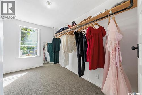 611 J Avenue S, Saskatoon, SK - Indoor With Storage