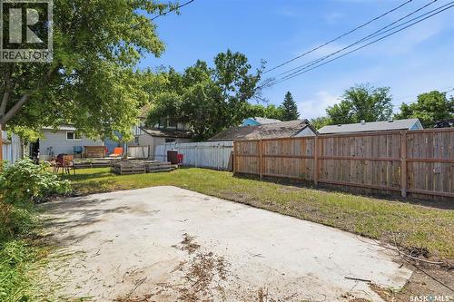 611 J Avenue S, Saskatoon, SK - Outdoor