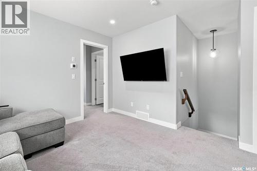 143 Barrett Street, Saskatoon, SK - Indoor
