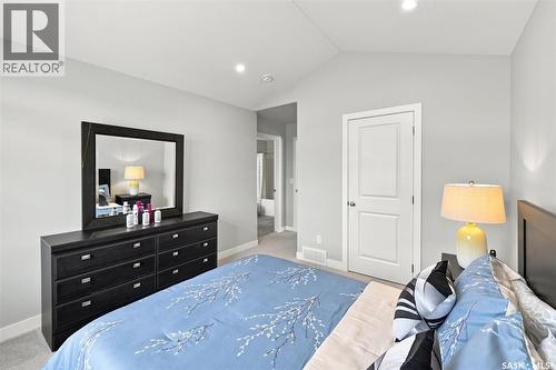 143 Barrett Street, Saskatoon, SK - Indoor Photo Showing Bedroom