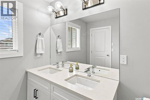 143 Barrett Street, Saskatoon, SK - Indoor