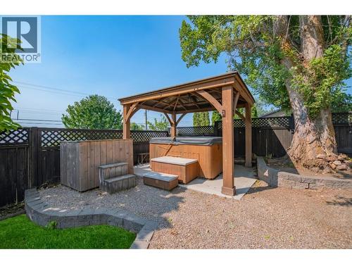 9211 6 Highway, Coldstream, BC - Outdoor