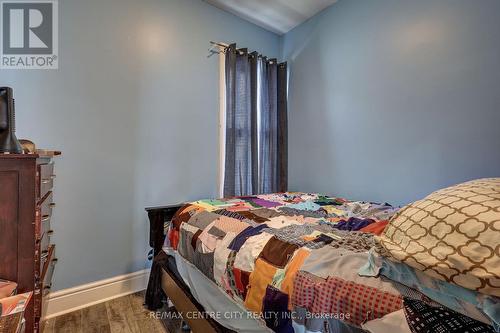88 Flora Street, St. Thomas, ON - Indoor Photo Showing Bedroom