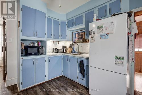 88 Flora Street, St. Thomas, ON - Indoor Photo Showing Kitchen