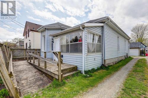 88 Flora Street, St. Thomas, ON - Outdoor