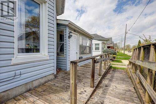 88 Flora Street, St. Thomas, ON - Outdoor