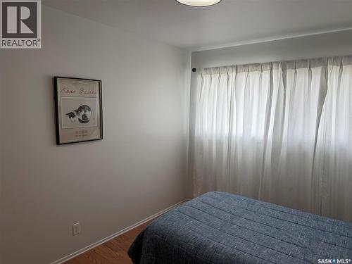 407 5Th Street E, Wynyard, SK - Indoor Photo Showing Bedroom