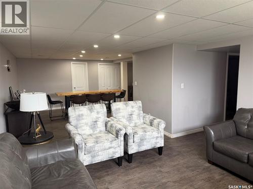 407 5Th Street E, Wynyard, SK - Indoor