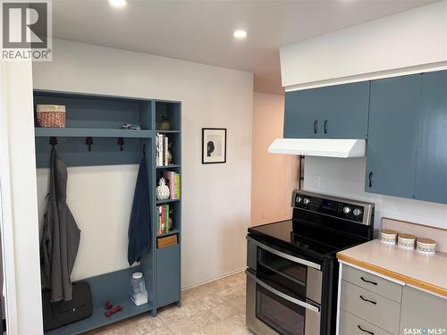 407 5Th Street E, Wynyard, SK - Indoor Photo Showing Kitchen
