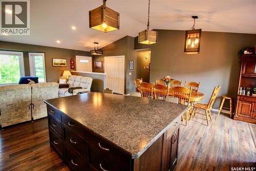300 7Th Street, Vonda, SK - Indoor
