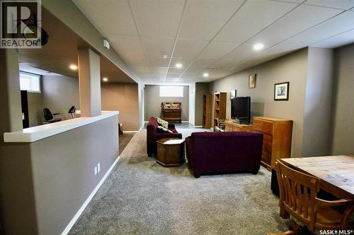 300 7Th Street, Vonda, SK - Indoor