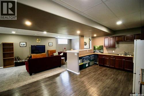 300 7Th Street, Vonda, SK - Indoor