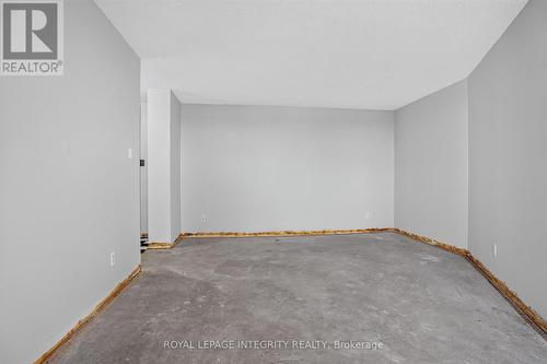 606 - 2000 Jasmine Crescent, Ottawa, ON - Indoor Photo Showing Other Room