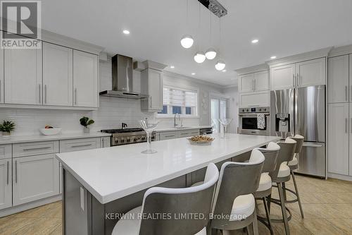 1978 Arch Street, Ottawa, ON - Indoor Photo Showing Kitchen With Upgraded Kitchen