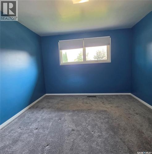 371 Allen Drive, Swift Current, SK - Indoor Photo Showing Other Room