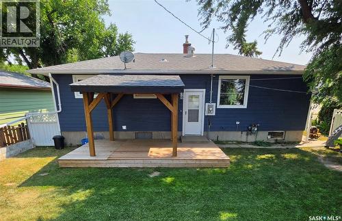 371 Allen Drive, Swift Current, SK - Outdoor With Deck Patio Veranda